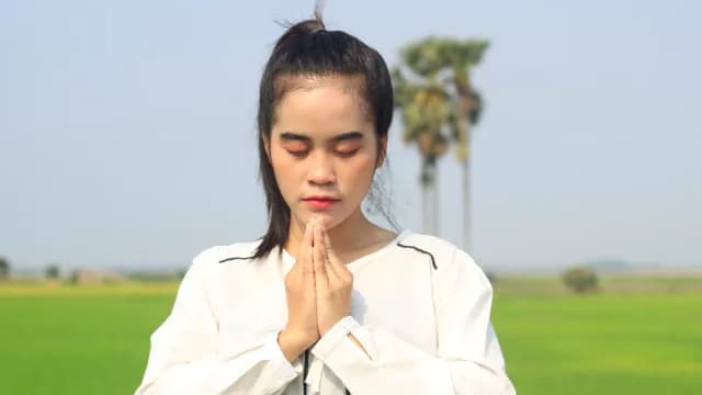 អំណោយ​ទាន​ទ្រង់​ដ៏​រក​ថ្លែង​ពុំ​បាន
