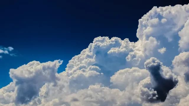 ផ្ទៃមេឃថ្មី ផែនដី​ថ្មី