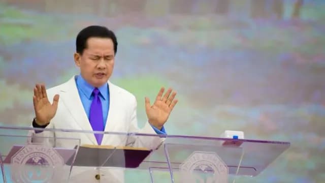 ក្រុមខុសឆ្គង អាប៉ូឡូ គីបូឡុយ