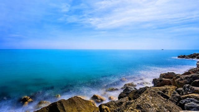 សូម​យក​ចិត្ត​ទុក​ដាក់
