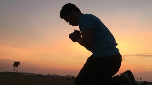 ការ​បន្ទាប​ខ្លួន