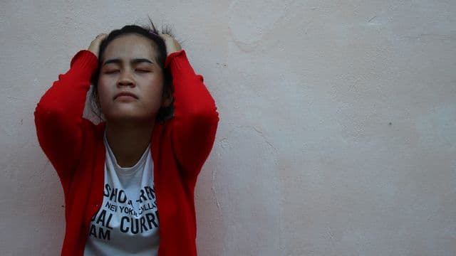 ក្តៅ​ក្រហាយ កំហឹង ឡូឡា ជេរ​ប្រមាថ