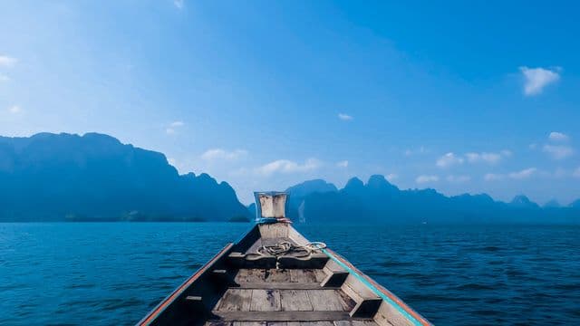 ប្រ​សិ​ន​បើ​ព្រះ​...