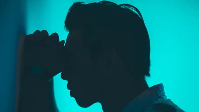 ហេតុ​អ្វី​​រឿង​នេះ​កើត​ឡើង?