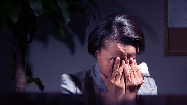 បែក​ចេញ​ពី​ដំណឹងល្អ