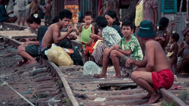 រងទុក្ខដើម្បីជាប្រយោជន៍