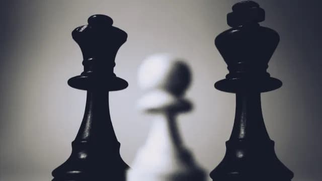 ជាប់ព្រះជាម្ចាស់