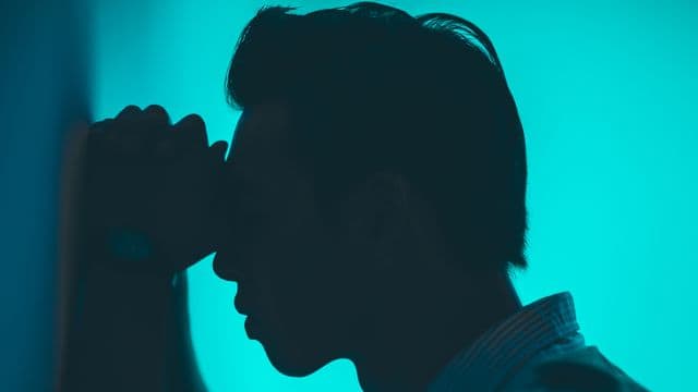 ហេតុអ្វីរឿងនេះកើតឡើង?